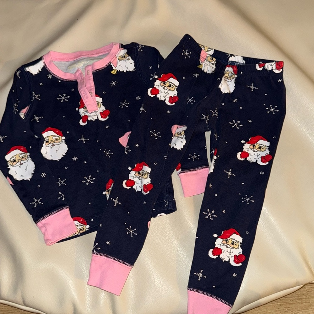 The Beaufort Bonnet Company Girls Pink Santa Pajama Set